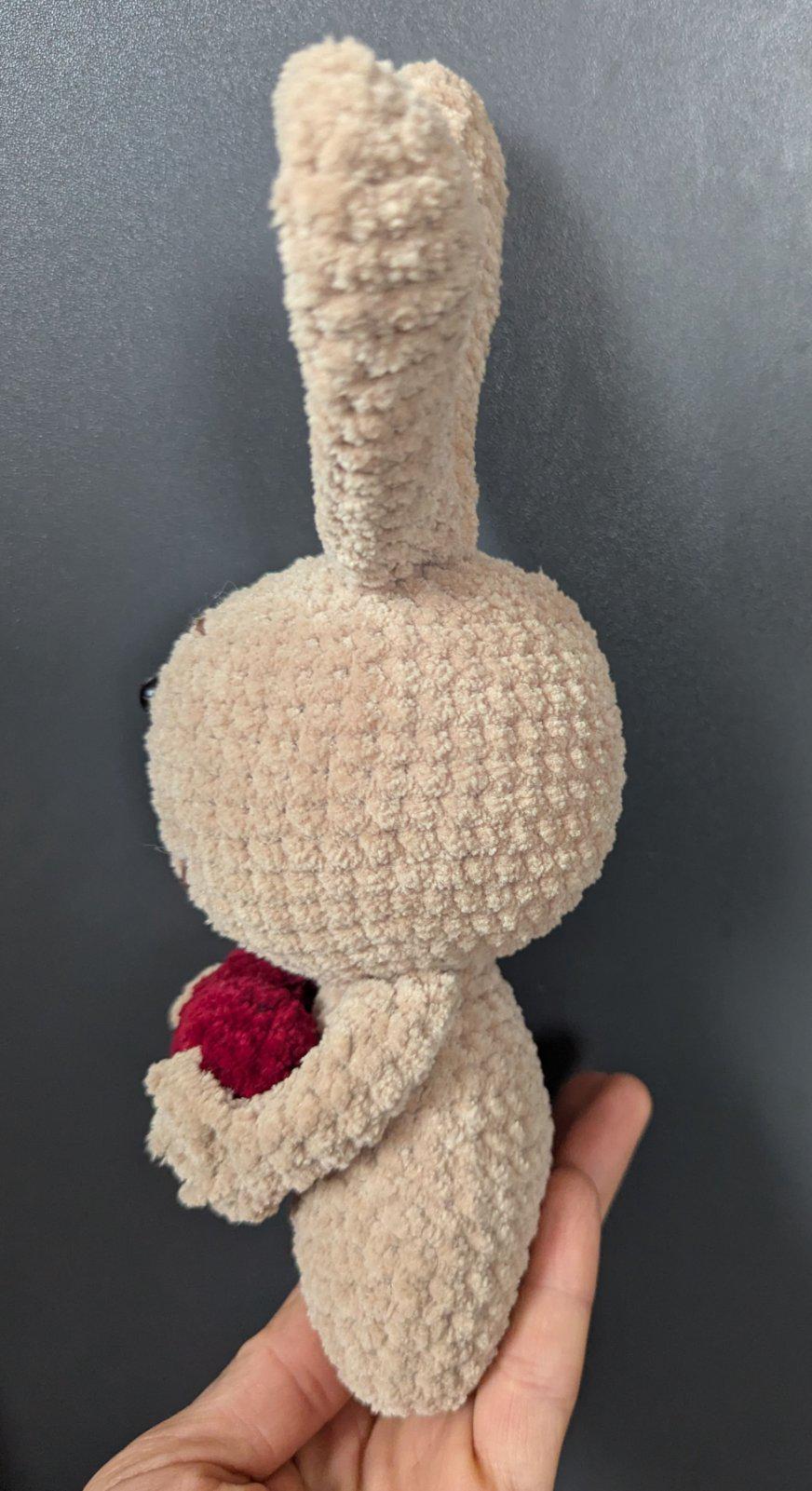 Bunny with Heart plush English-US