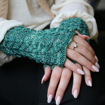 Chase the Dragon Mitts