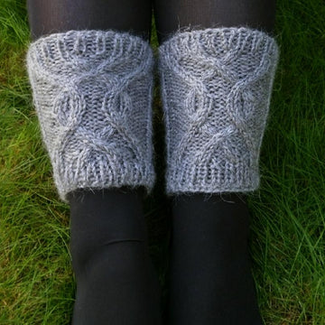 Knotted boot cuffs