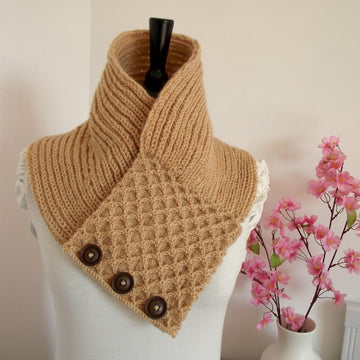 Honey Waffle Cowl