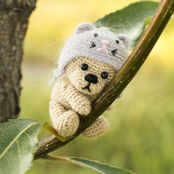 Mini Bear in hat