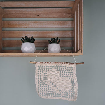 Savings packet wall hanger