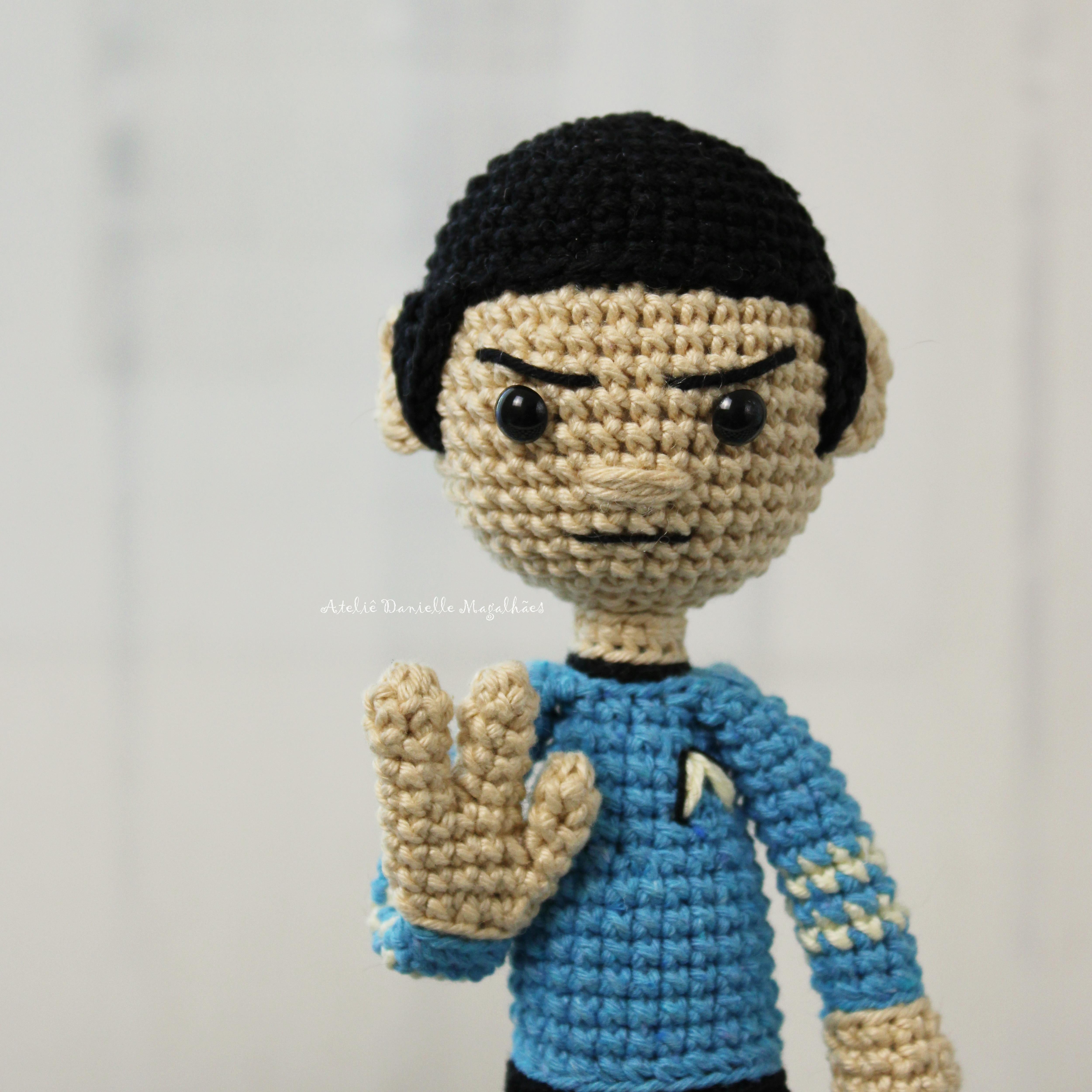 Logic-Inspired Space Doll – Amigurumi PDF Crochet Pattern (Fanart)