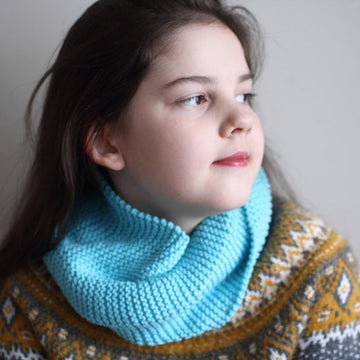 Dove Twist Cowl