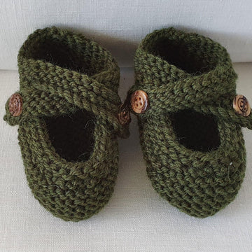 Melinda - 8ply buttoned baby shoes