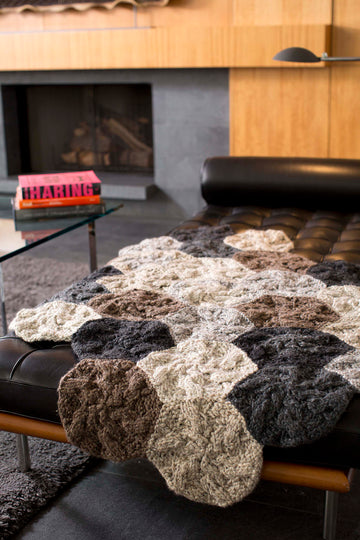 Modular Cable Afghan in Lion Brand Wool-Ease Thick & Quick - L20389