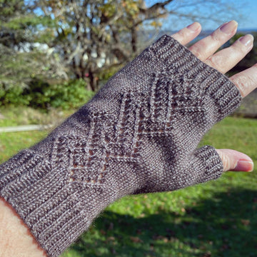 Uptown Fingerless Mittens