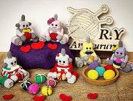 Amigurumi seasonal robot keychain