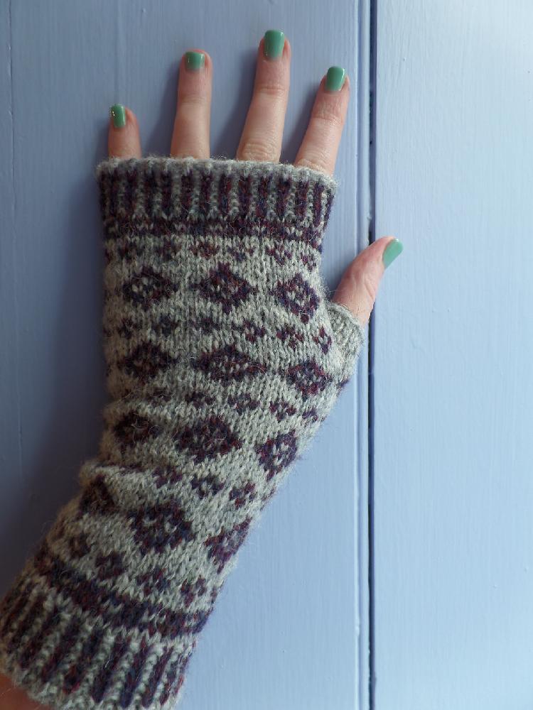 Hildasay Mittens