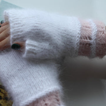 Four Hours Easy Fingerless Mitts