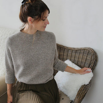 ROBIN Sweater