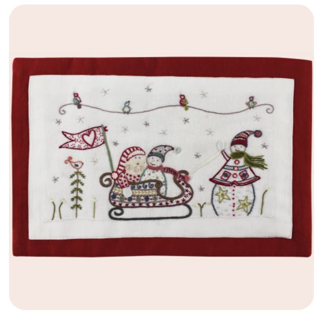 Un Chat Dans L'Aiguilles Christmas Sleigh Printed Embroidery Kit