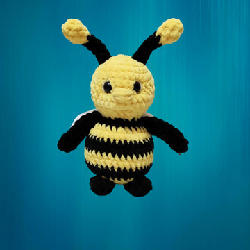 Bee crochet pattern, Amigurumi pattern, cute crochet pattern