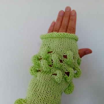 Fingerless Staggered loops
