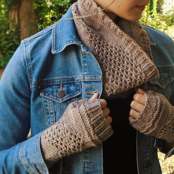 Hot Cross Cowl
