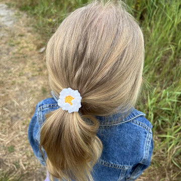 Daisy flower hair tie crochet pattern, scrunchy pattern English PDF Download