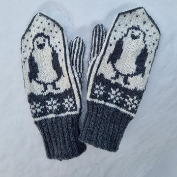 Penguin mittens