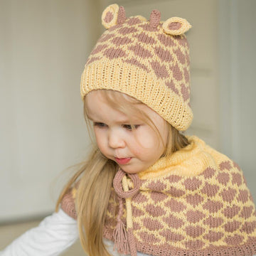 Giraffe hat