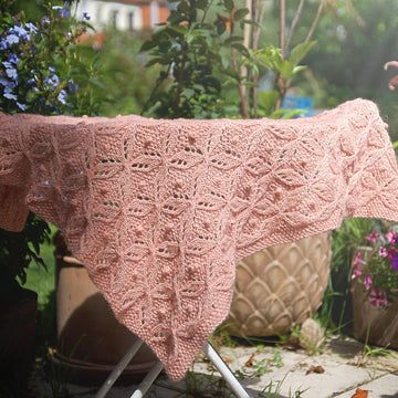 Lovely Blanket by MoMi
