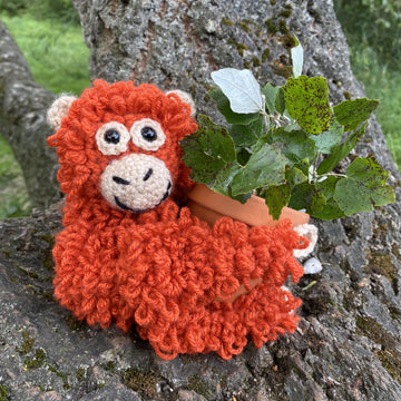 Darwin the Orangutan Crochet Hanging Basket