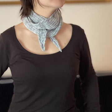 Fish tail scarf