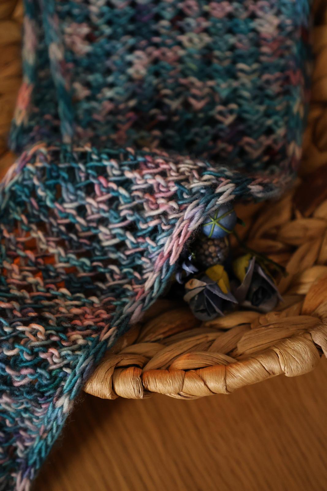 Woolen Heart Scarf