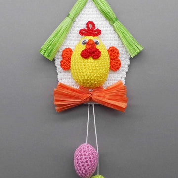 Hanging decoration chicken house - simple from scraps of yarn