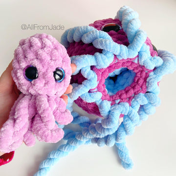 The Twisted Squid Family