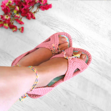 No-thong sandals on flip-flop soles