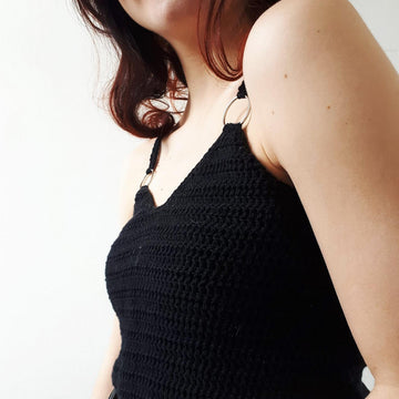 Tank top with rings