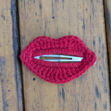 Red Lips Hair Clip English-US