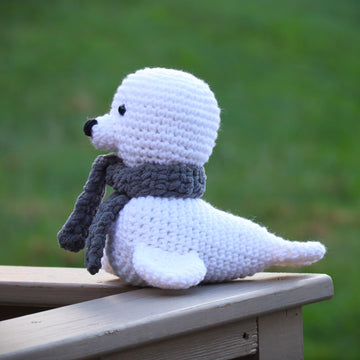 Snowflake the Seal Amigurumi