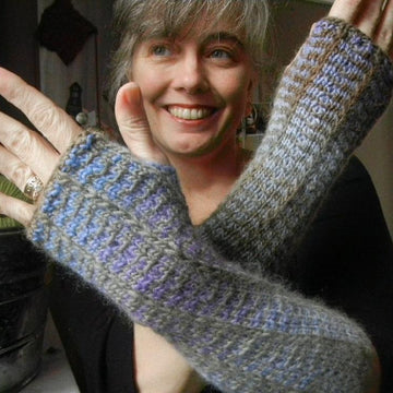 Radiator Fingerless Mitts