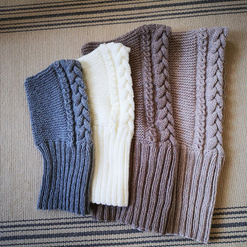 Hooded cowl Charlie with cables