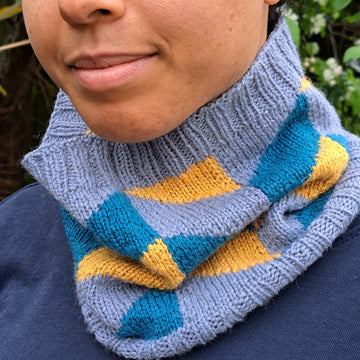 Chevrons Cowl