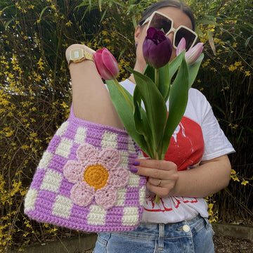 Crocheted checked flower bag