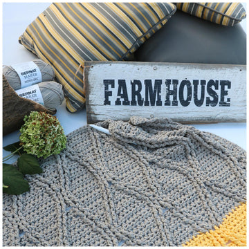 Bulky & Quick Cabled Blanket