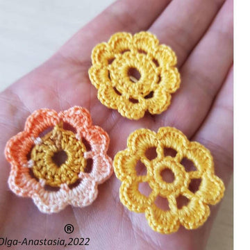 Medium crochet flower for autumn decor