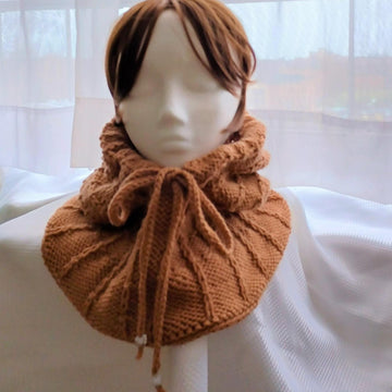 Calda Hooded Cowl