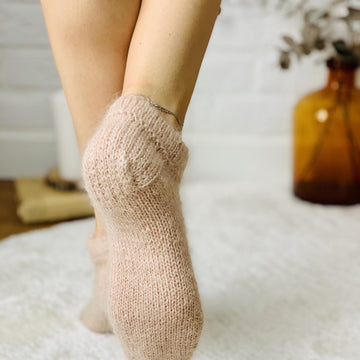 Lace slippers
