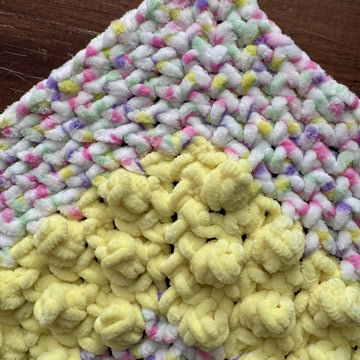 EASY Buttered Popcorn Baby Blanket