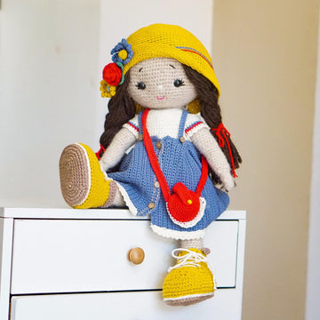 Doll clothes, Crochet Pattern - Outfit Kylie for Toy