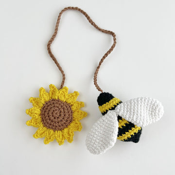 Sunflower with bee crochet pattern Car hanger, Bag charm amigurumi keyring