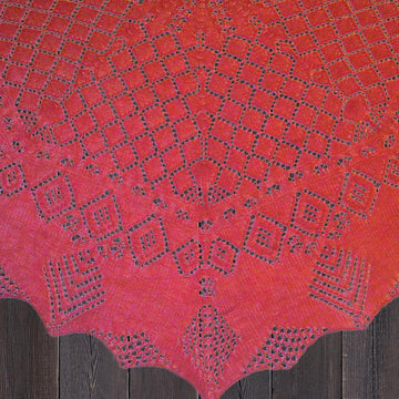 Felicity's Shawl of Generosity