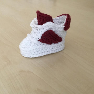 Sporty Baby Bootie & Hat Set N 232
