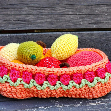 Tulip Stitch Oval Basket