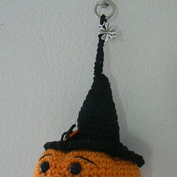 Halloween pumpkin key chain pattern