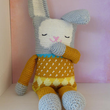 Stuffed toy rabbit