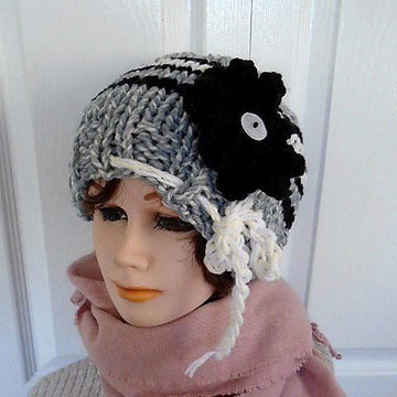 884, Gray Striped Hat