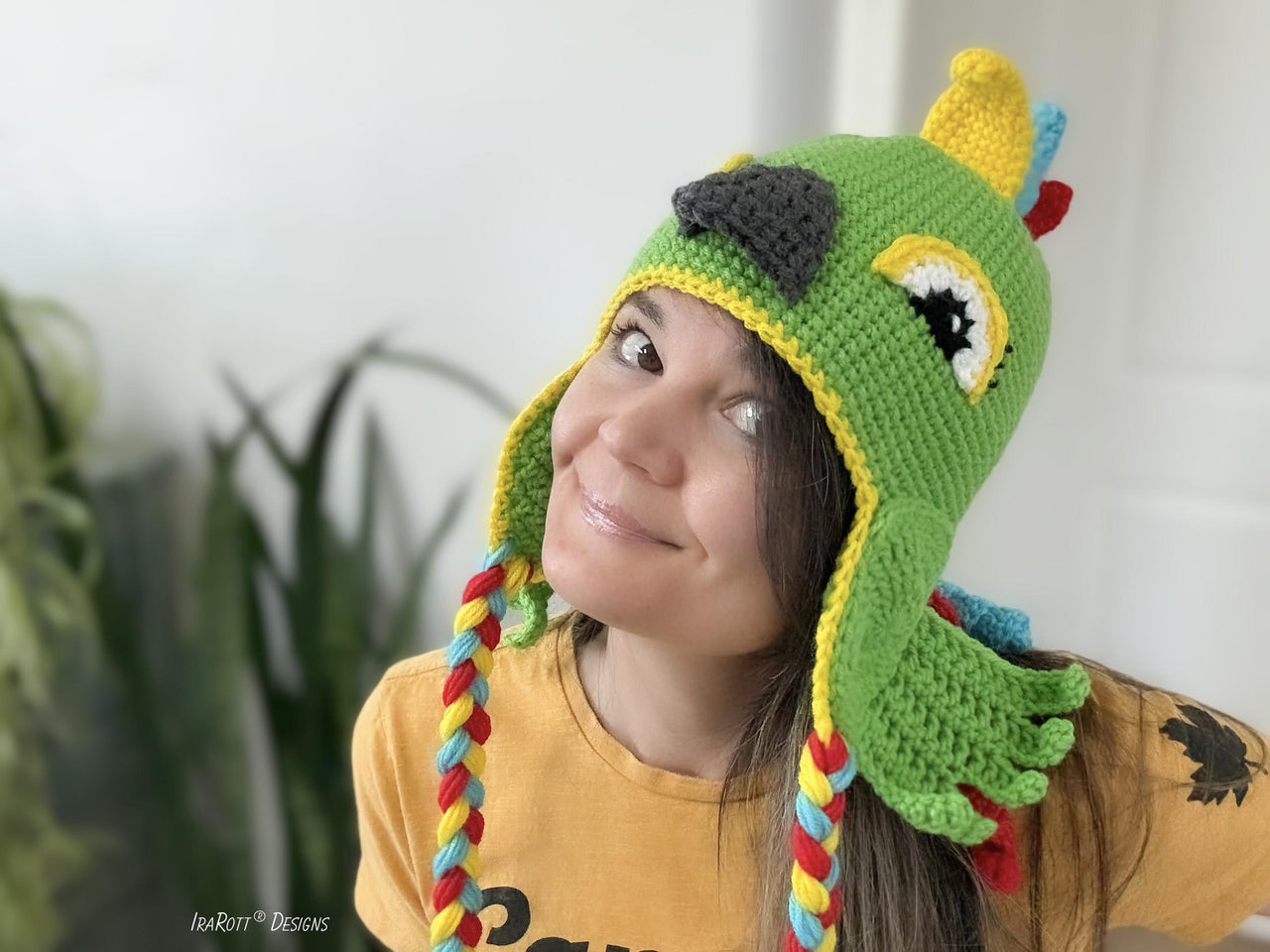 Skye the Parrot Hat